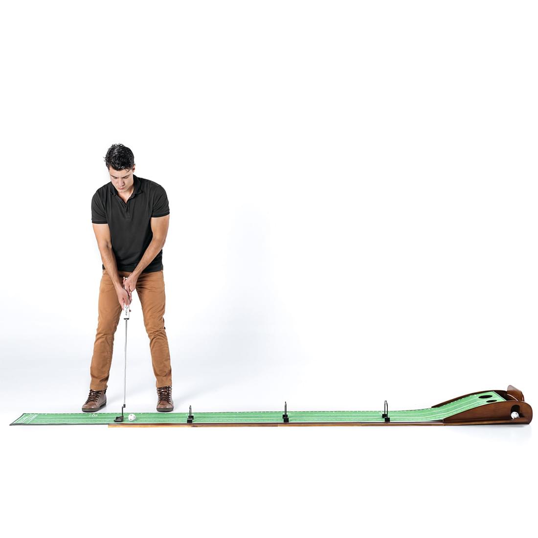Putting drill with the Perfect Practice gates